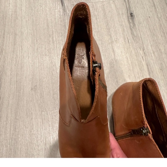 FRYE ANKLE BOOTS - Picture 12 of 14
